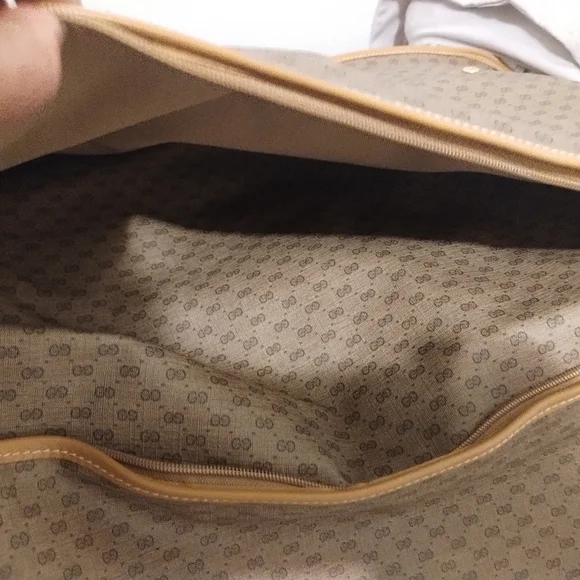 Gucci - Picture 6 of 12